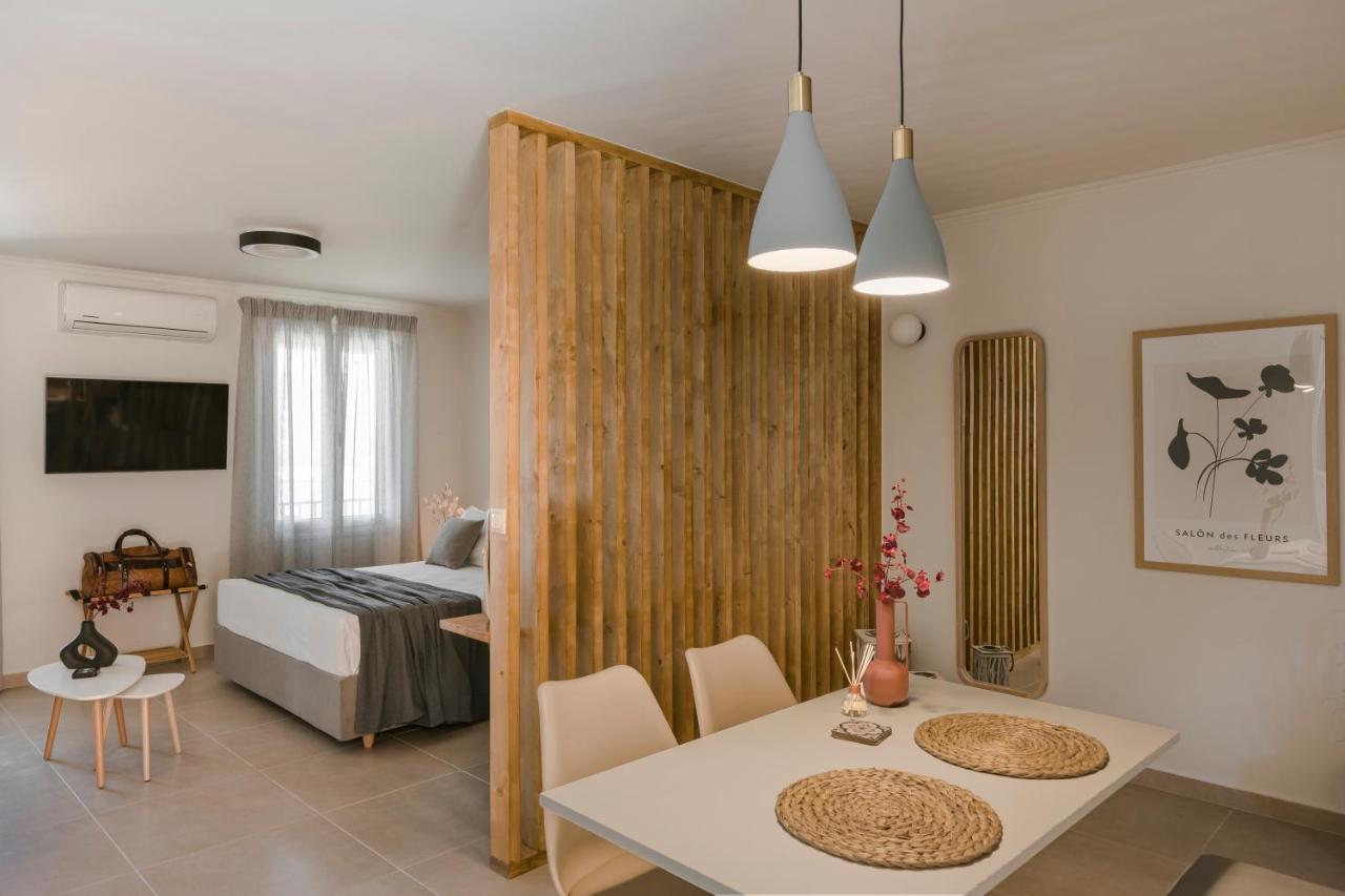 Klio Seafront House, Самі Екстер'єр фото